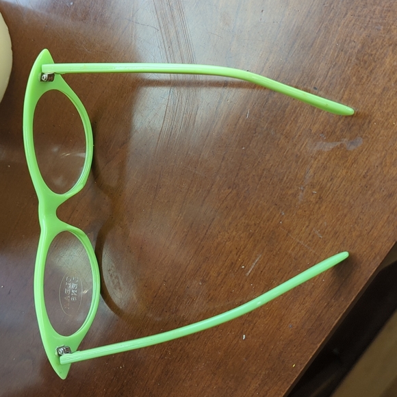Chartreuse Retro Cat Eye Rhinestone Glasses - Picture 5 of 5